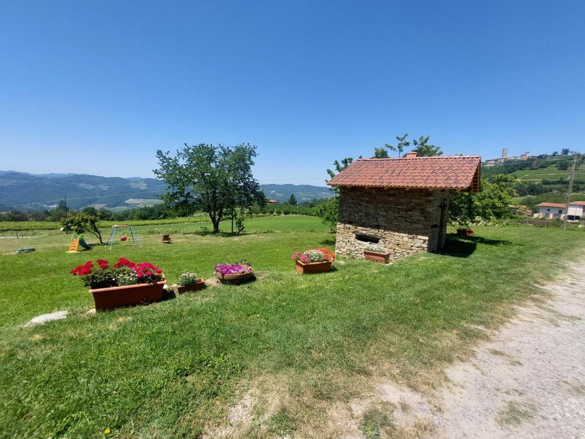 Agriturismo La Margherita San Giorgio Scarampi Exterior foto